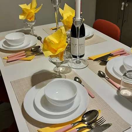 Hyper Centre Krutenau Etoile Bourse ستراسبورغ